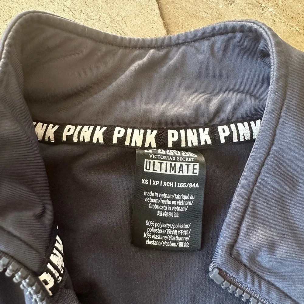 Victoria’s Secret PINK Gray 1/2 Zip Pullover Athletic Top Colorblock Size XS - Picture 6 of 6